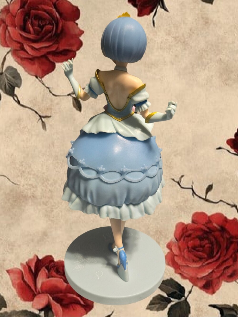 Rem Figure - Picture 2 of 6